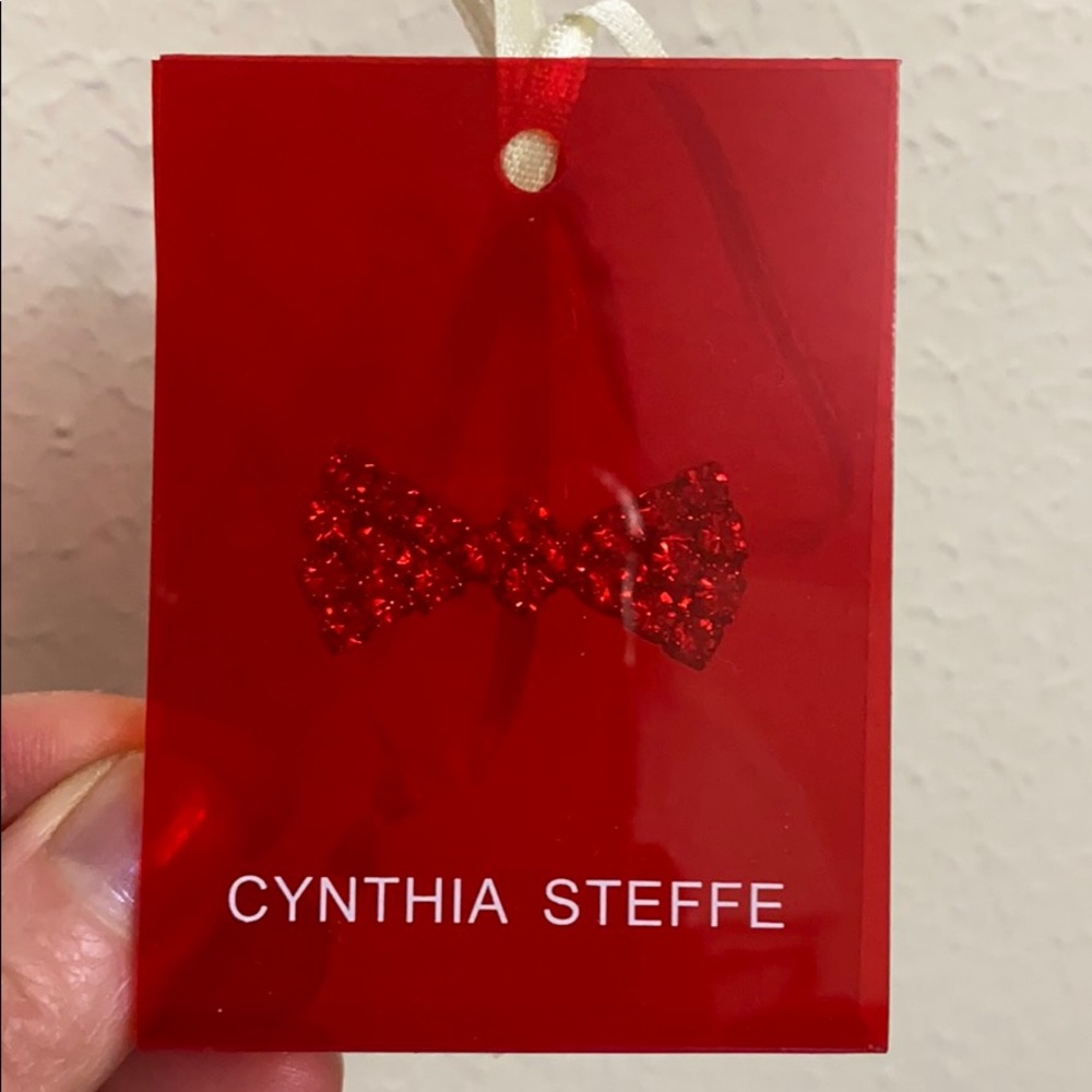 CYNTHIA STEFFE RHINESTONE CRYSTAL BOW BROOCH PIN
